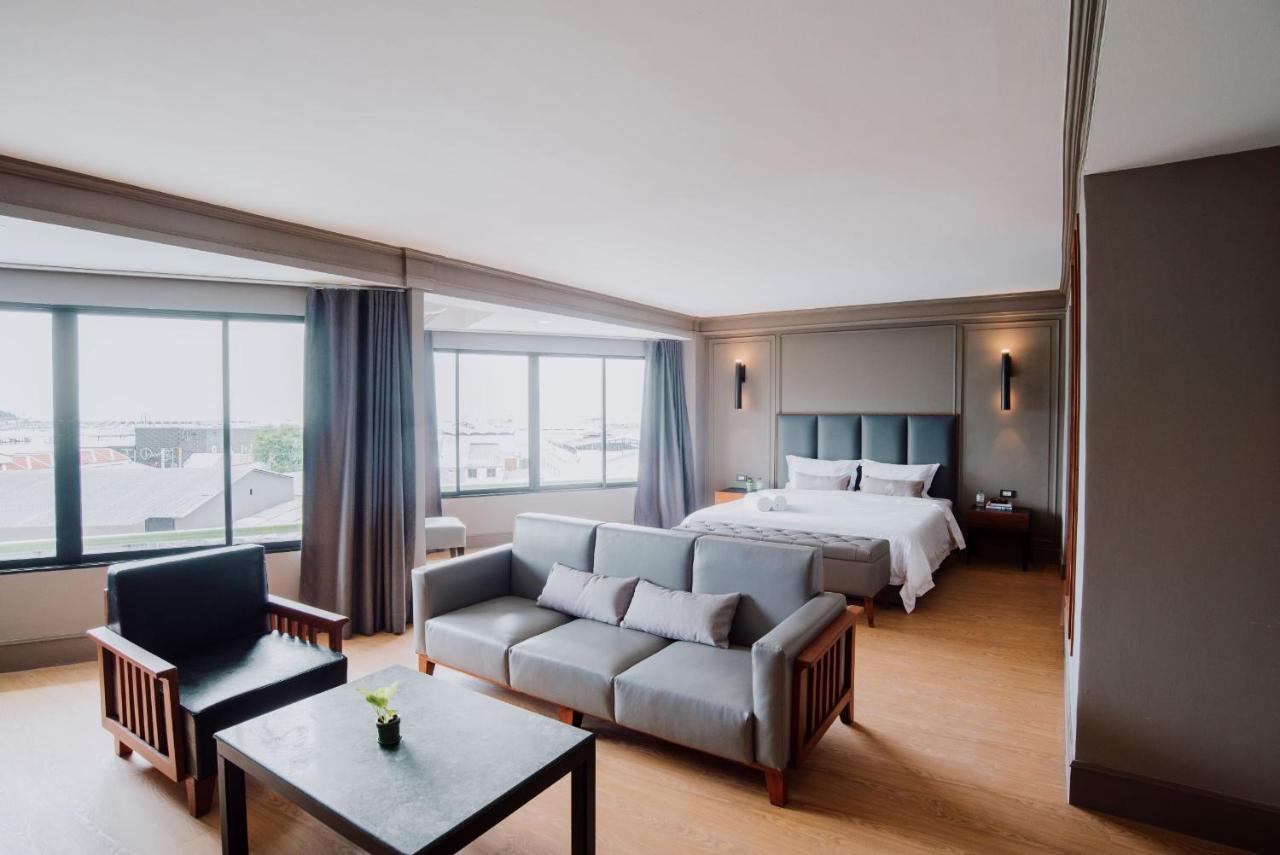 Marine Plaza Hotel Pattaya Bagian luar foto